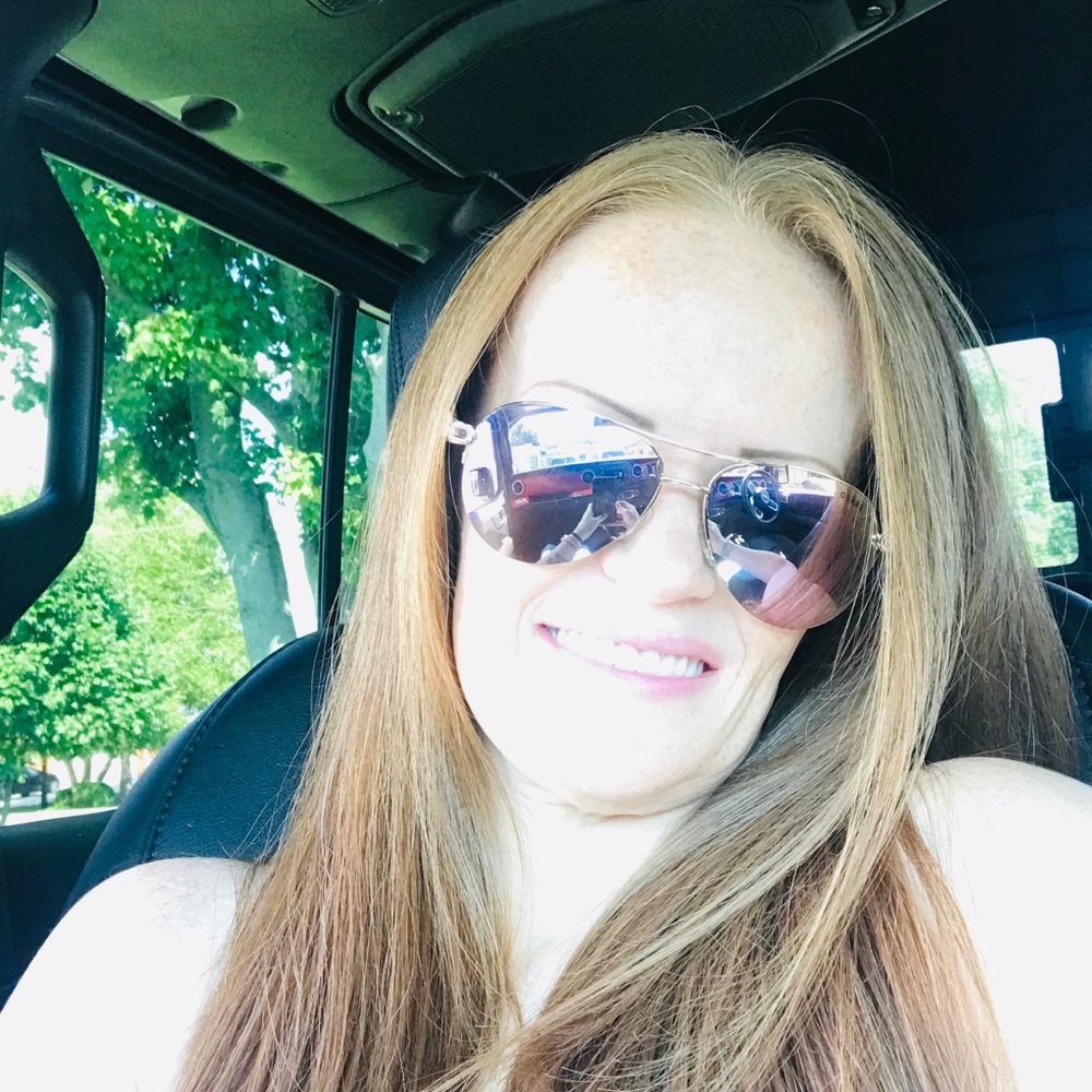 Meet your Posher, Katie
